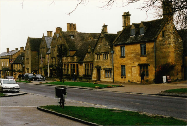 Broadway High Street