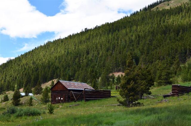 Independence ghost town (5)