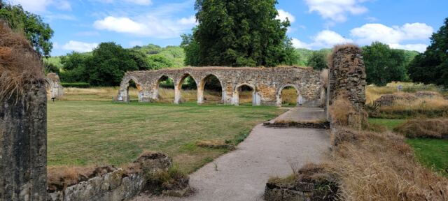 Hailes Abbey ruins (43)