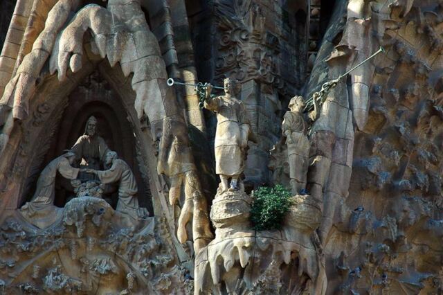 Gaudi - La Sagrada Familia (10)