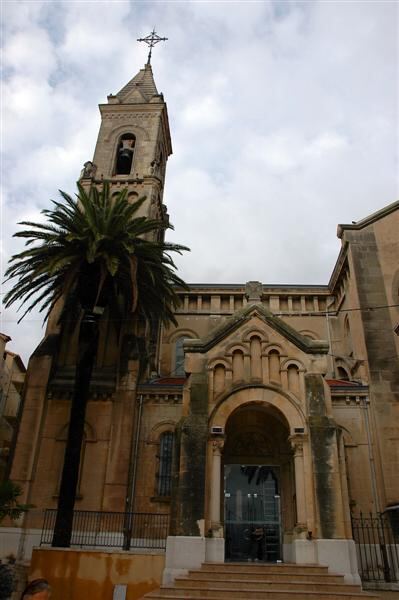 St. Nazaire and palm