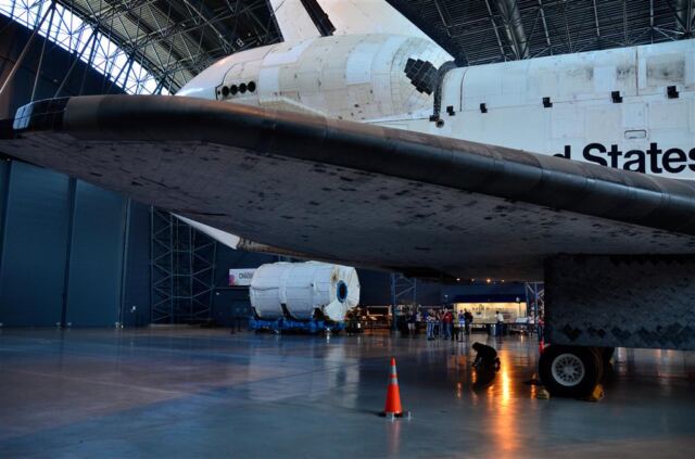 Discovery (84)