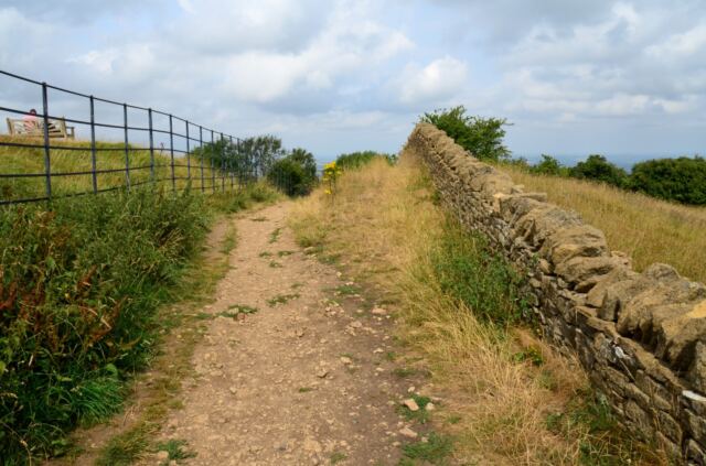 Broadway Tower - Cotswold Way scenery (01)