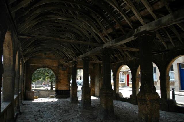 Chipping Campden - Market Hall (6)