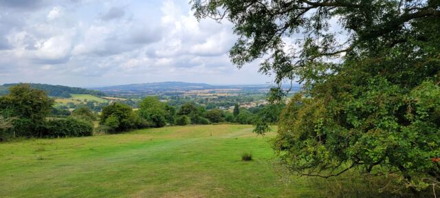 Broadway Tower - Cotswold Way scenery (33)