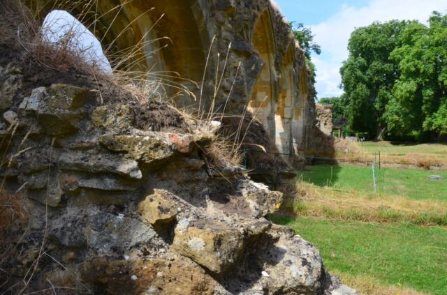 Hailes Abbey ruins (58)