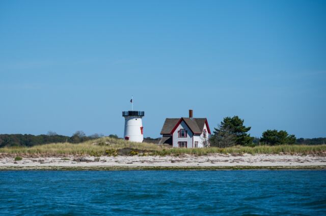 Stage Harbor Lighthouse 01