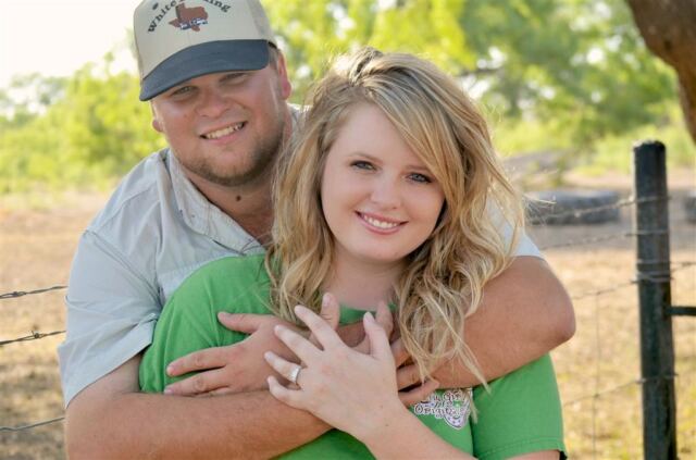 melanie-and-jarrett-engagement-shot