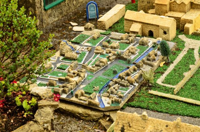 Bourton-on-the-Water model village (12)
