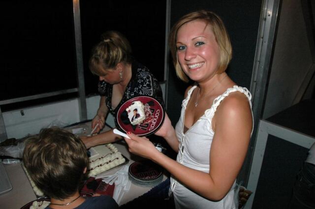 meghan-and-andrew-s-cake-head