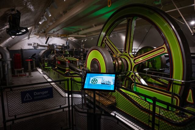 Tower Bridge engine room 01