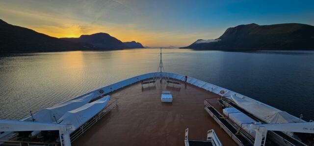 Bolette early morning crusing into the Norwegian Fjords 03