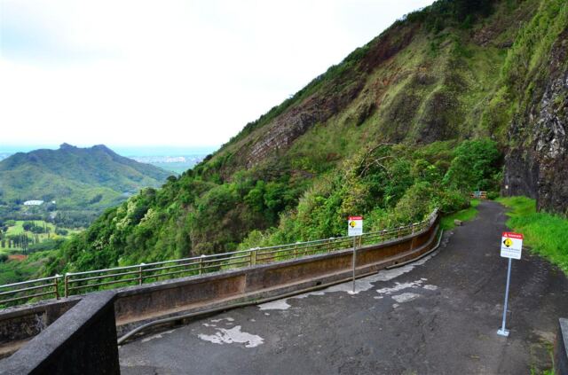 nu-uanu-pali-lookout-13-