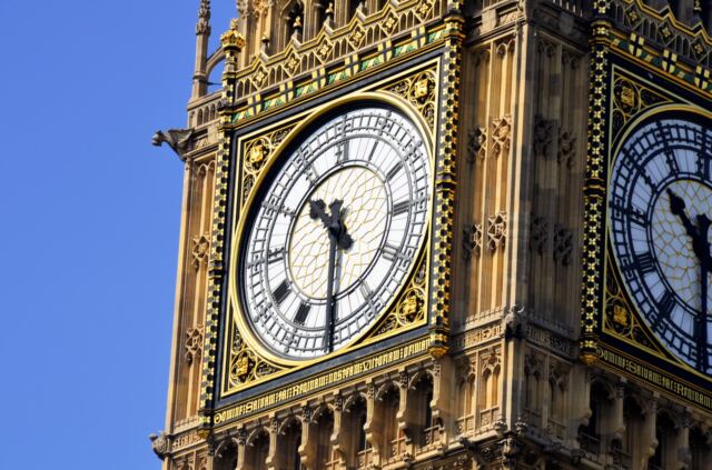 Elizabeth Tower clock details (2)