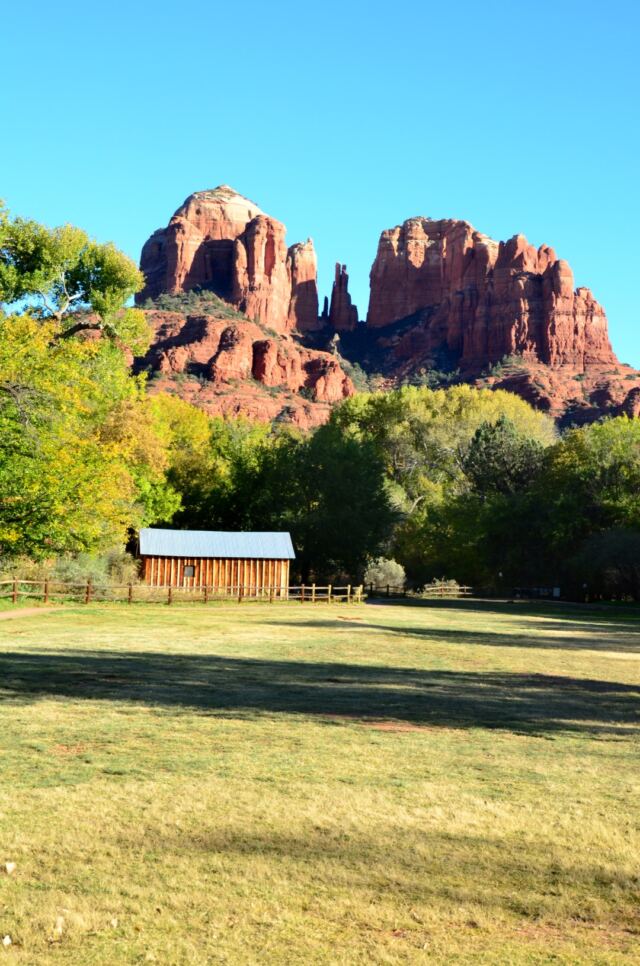 Cathedral Rock - Crescent Moon Ranch views (6)