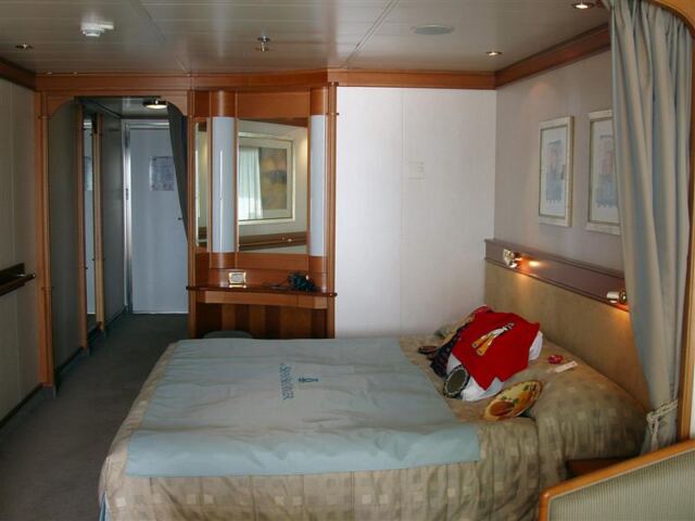 PO - shot of the stateroom