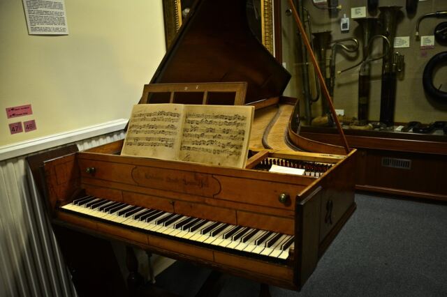 Bate Collection of Musical Instruments - Oxford (10)