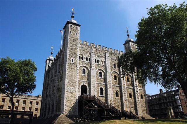 Tower of London - The White Tower (1)