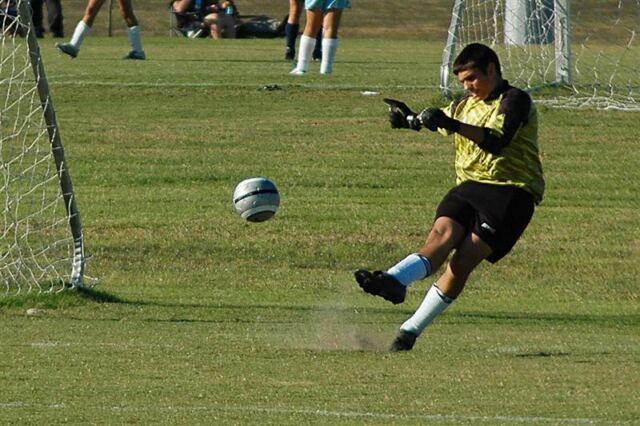 andrew-and-the-goal-kick