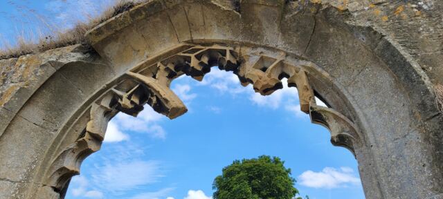 Hailes Abbey ruins (44)