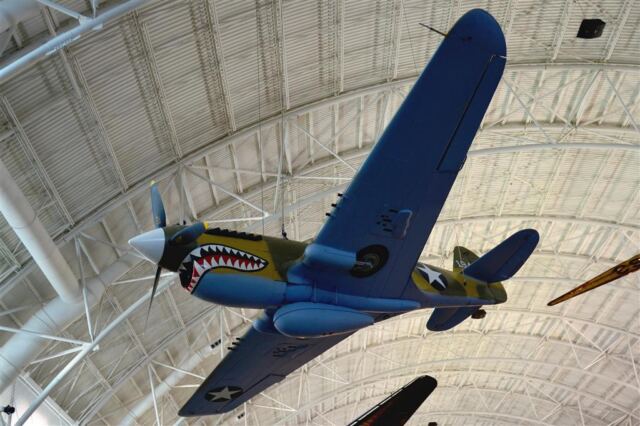 P40