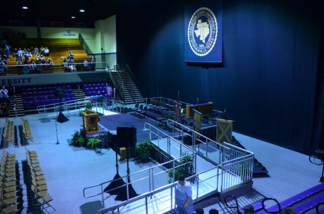 tarleton-graduation-stage