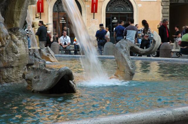 Fountain of the Four Rivers - details (4)