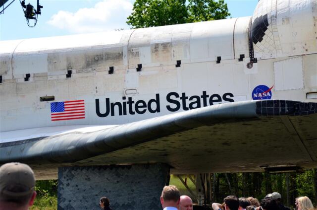 Discovery outside (31)