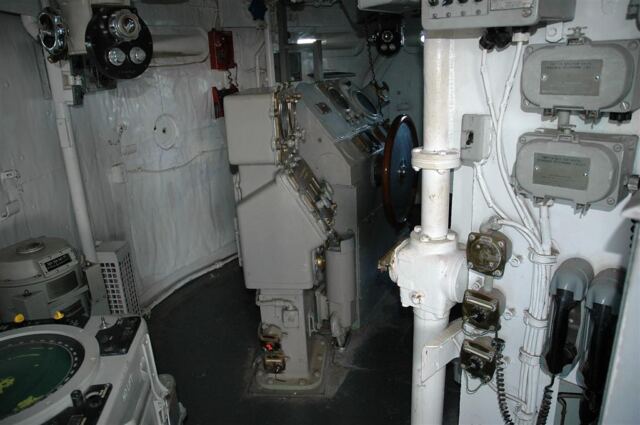 Steering console