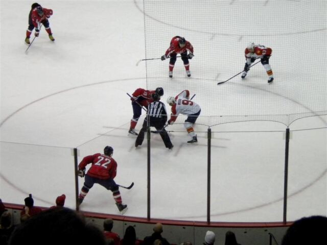 Action on the ice (3)