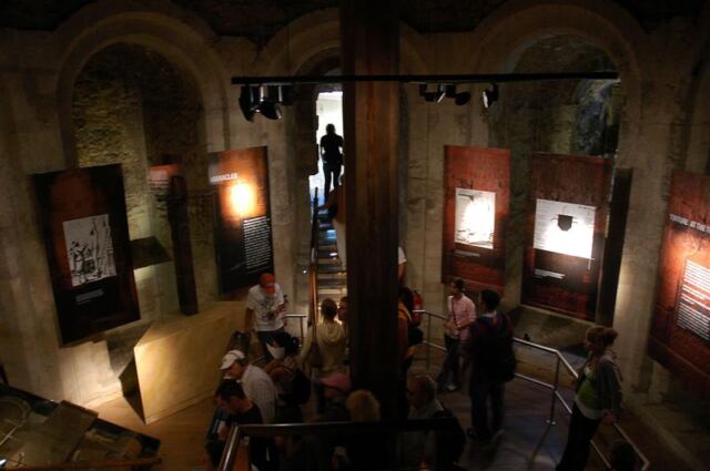 Tower of London - Torture exhibit