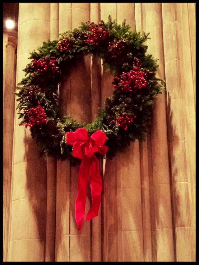 National-Cathedral-wreath
