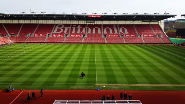The Britannia - pre-match (1)