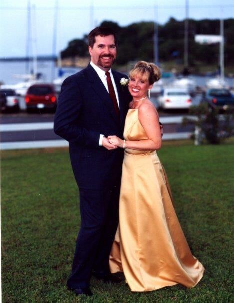 April 21, 2001 - Lake Travis Marina, Austin TX