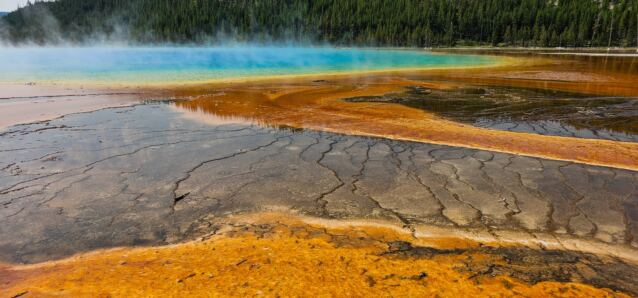 Grand Prismatic Spring from boardwalk (09)