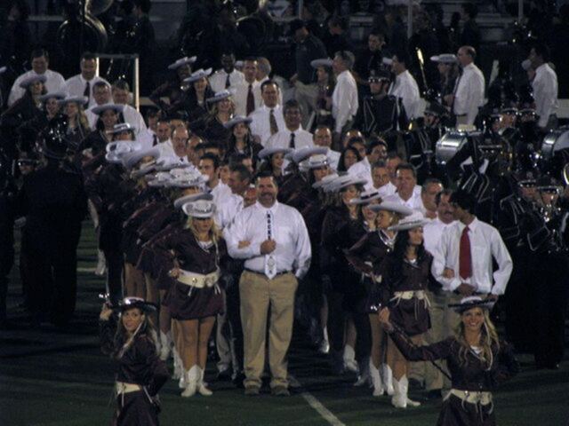 leading-the-dragonettes-onto-the-field