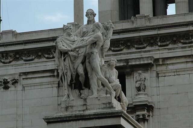 Vittorio monument details (3)