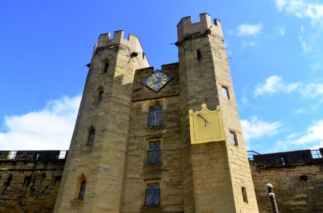 Warwick Castle - main entrance 1