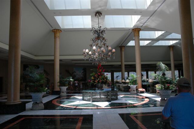 Princeville Hotel entrance