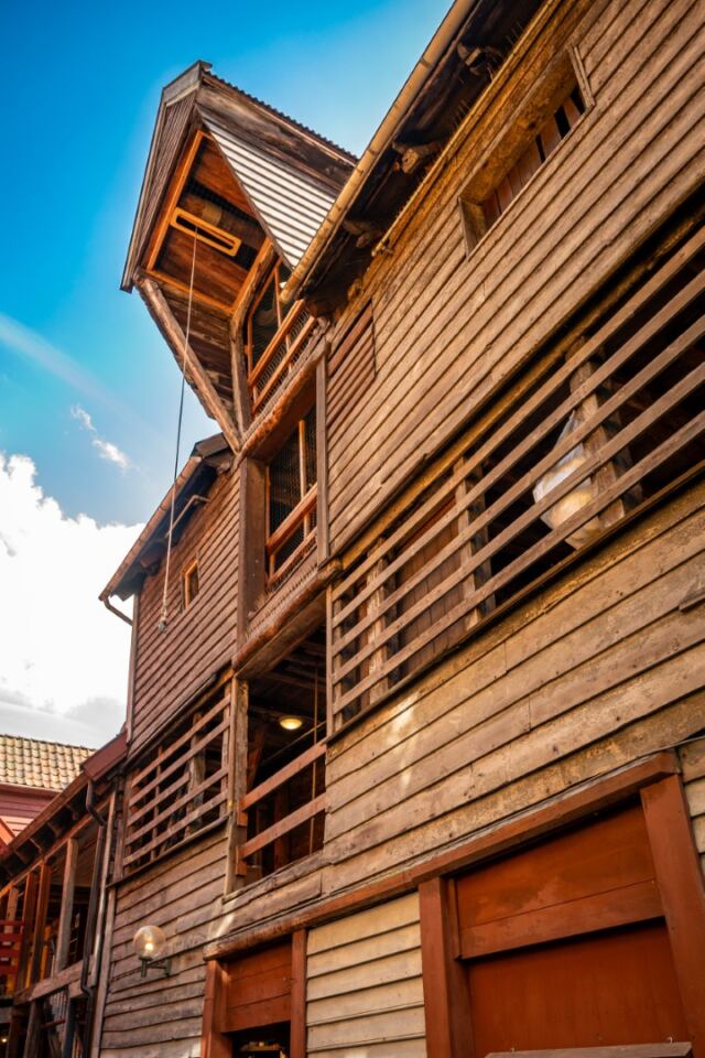 Hansakvarteret Bryggen alleyways 02