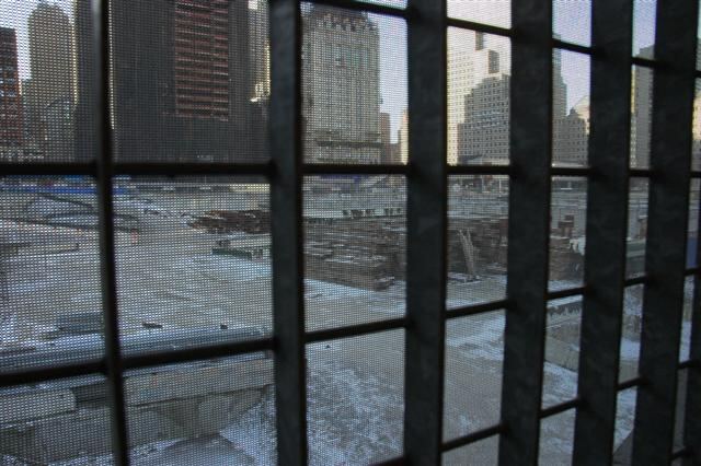 Looking into Ground Zero (1)