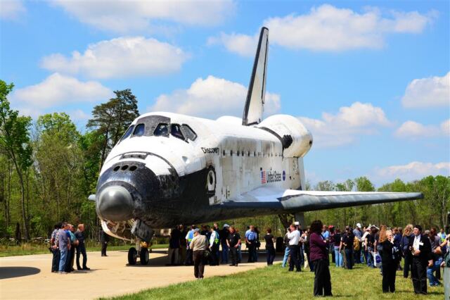 Discovery outside (5)
