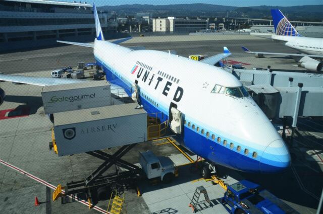 united-747-ready-to-depart-sfo-for-icn