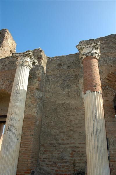 Column construction details