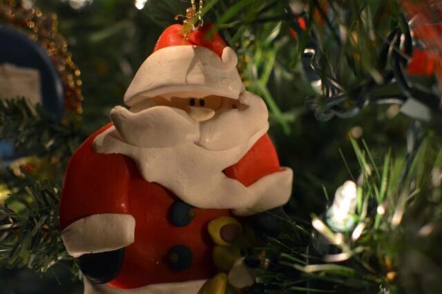 santa-s-watching