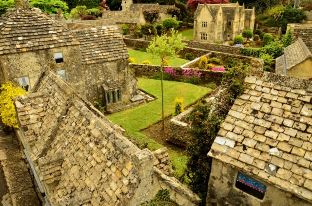 Bourton-on-the-Water model village (3)