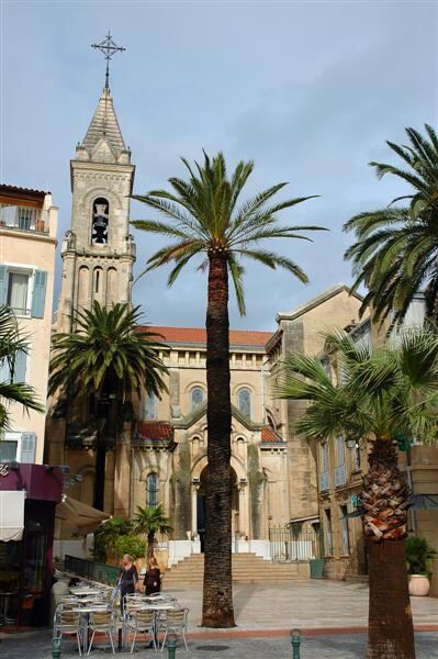 Palm and St. Nazaire church