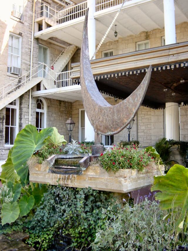 crescent-moon-sculpture