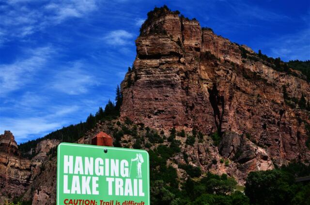 Hanging Lake Trail entrance