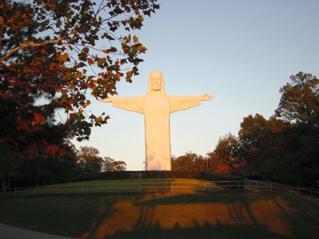 christ-of-the-ozarks-11-